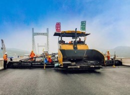 高速公路瀝青施工